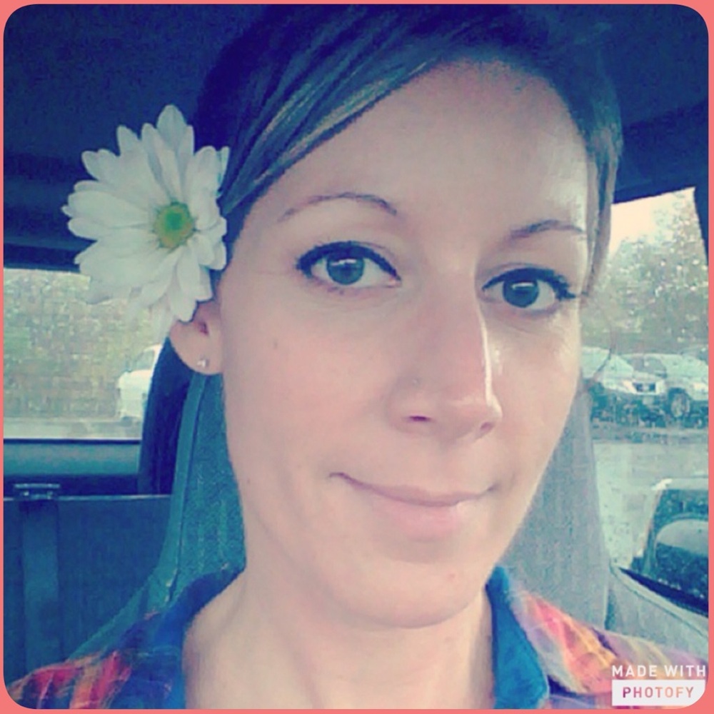 Meet your Posher, Andrea